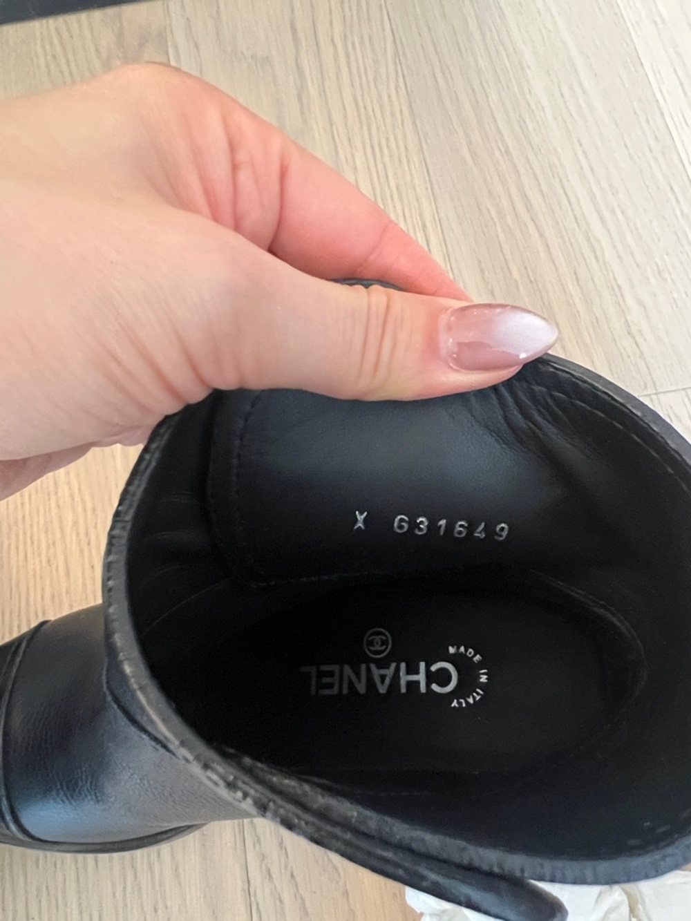 Chanel Black Leather Short Slip-On Booties with Block
Heel - Size EU 38 (US 7) - Picture 11 of 15